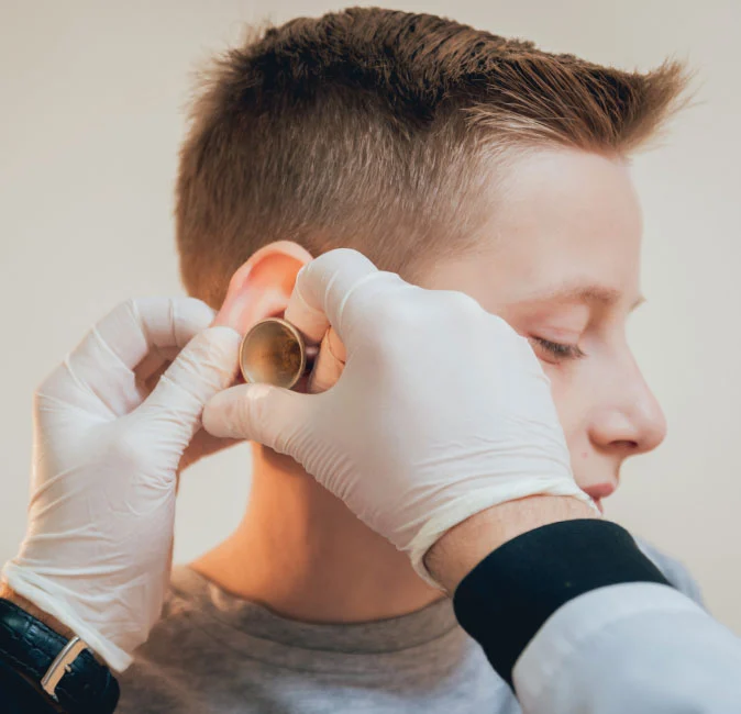 especialista otoplastia bogota
