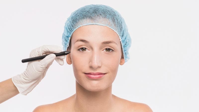 candidato a una blefaroplastia